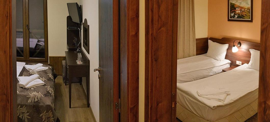 Family Hotel Balkanci อูซานา ภายนอก รูปภาพ