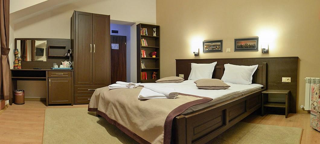 Family Hotel Balkanci อูซานา ภายนอก รูปภาพ