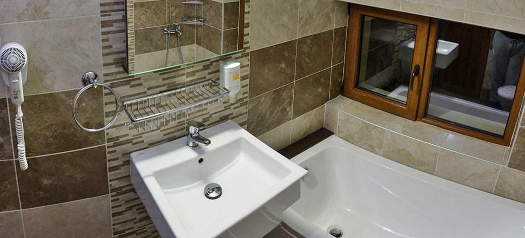 Family Hotel Balkanci อูซานา ภายนอก รูปภาพ