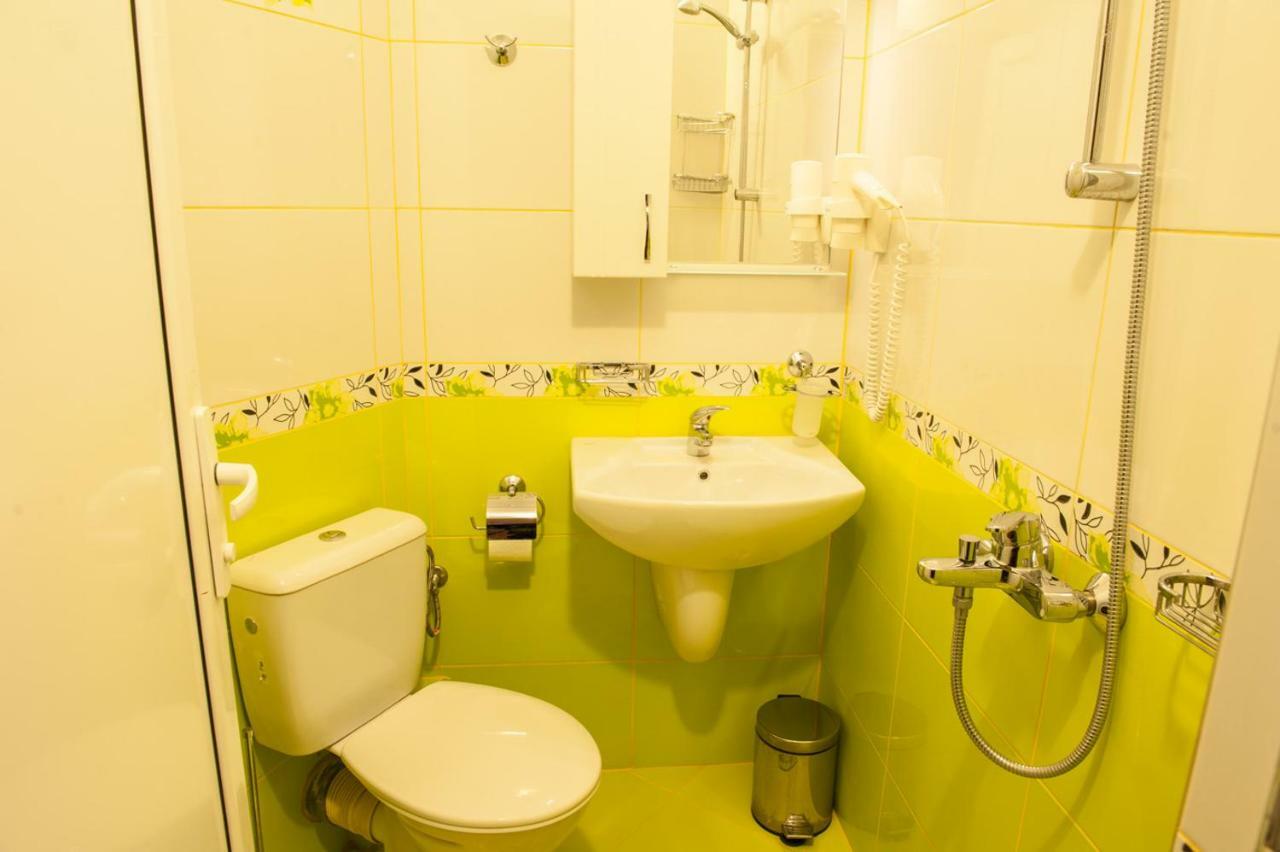 Family Hotel Balkanci อูซานา ภายนอก รูปภาพ